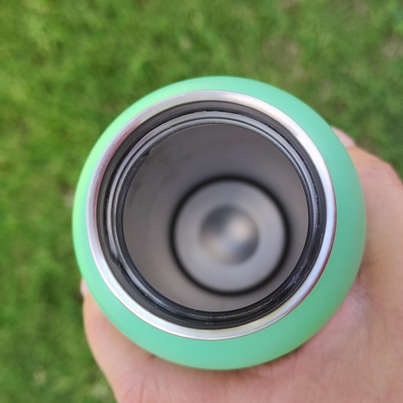 Hydro Flask 24 oz Aque With Pink Silicone Sleeve Pop Up Cap - Picture 9 of 9